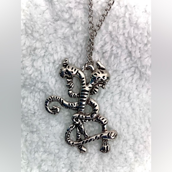 Demogorgan Necklace & Pendant - Picture 8 of 11